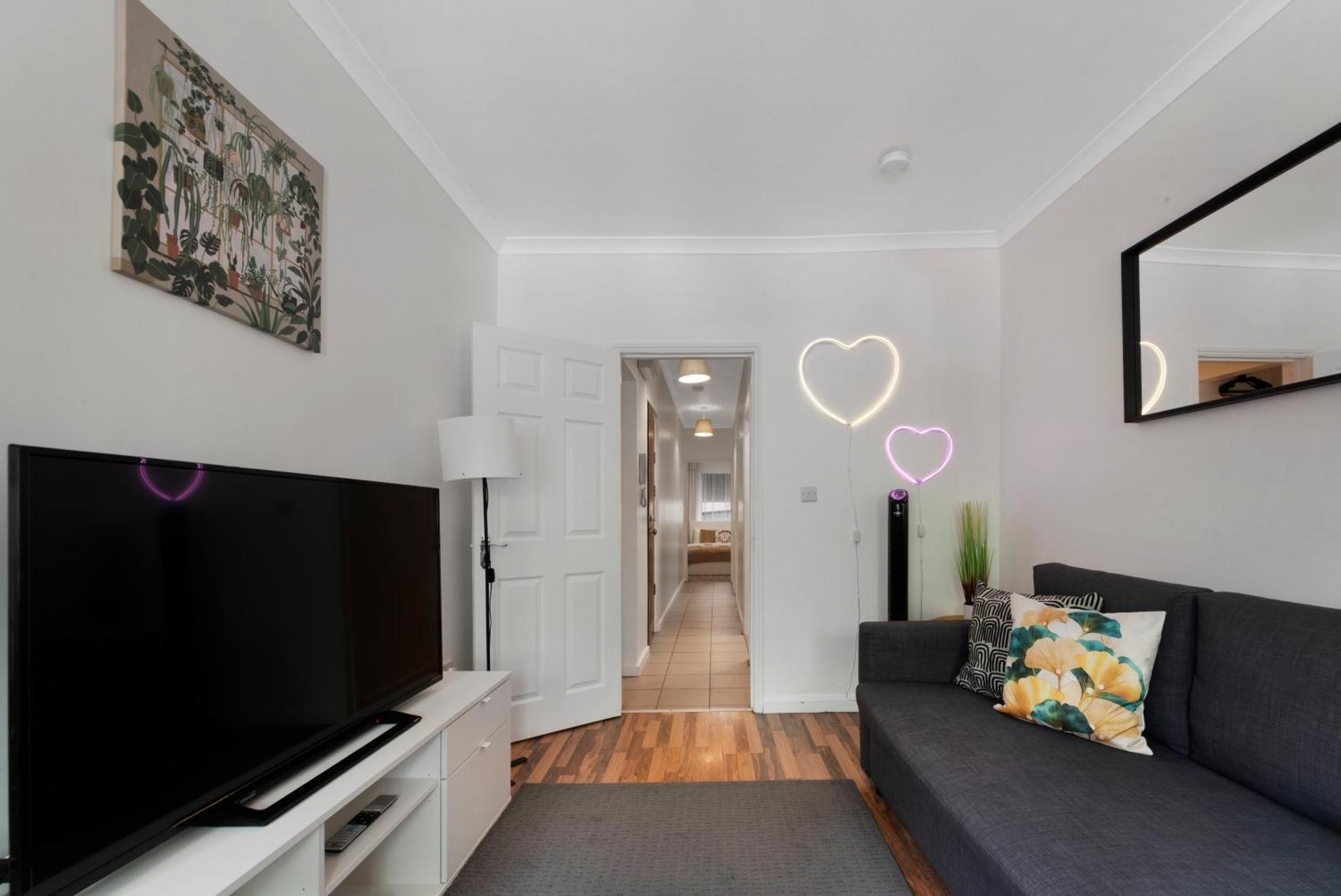 לונדון Old Street Apartments By Morethanstays מראה חיצוני תמונה